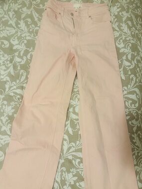 H&M Women's Straight Leg Jeans in Light Pink